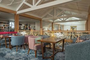 Restaurace v ubytování Connemara Coast Hotel