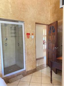 Ảnh trong thư viện ảnh của The Orange room ở Phalaborwa