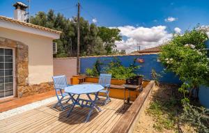 Κήπος έξω από το Awesome Home In Chiclana De La Fronter +15 φωτογραφίες