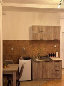Kuchyň nebo kuchyňský kout v ubytování Loli apartman 2