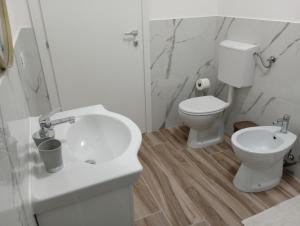 Koupelna v ubytování NIU Rooms