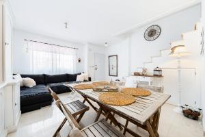 Posezení v ubytování Bungalow La Zenia cerca de la playa