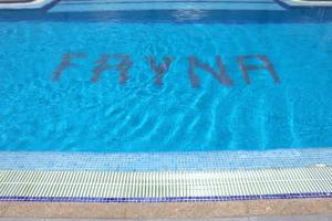 The swimming pool at or close to Apartamentos Fayna
