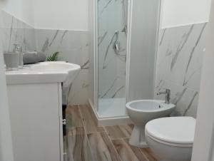 Koupelna v ubytování NIU Rooms