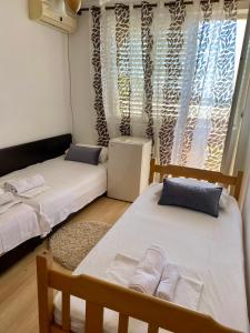 Postel nebo postele na pokoji v ubytování SOL guest house