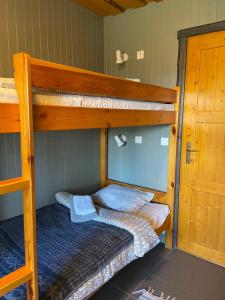 Postel nebo postele na pokoji v ubytování Hostel Kalameeste Maja