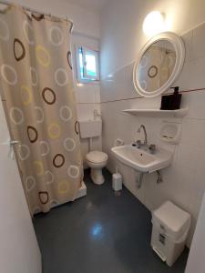 A bathroom at Koukos