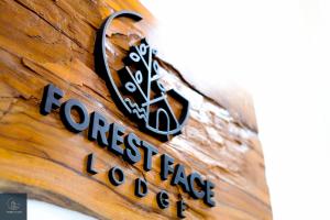 Certifikát, hodnocení, plakát nebo jiný dokument vystavený v ubytování Forest Face Lodge