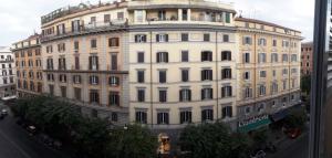 The building in which a vendégházakat is located