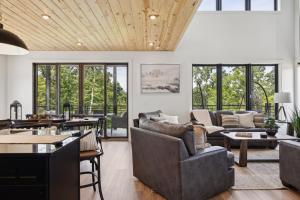 Galeriebild der Unterkunft Mountain Breeze by Beyond Expectations w Hot Tub in Sevierville