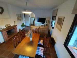 Μια τηλεόραση ή/και κέντρο ψυχαγωγίας στο La casa de Lothar - 4 -Pax - Wifi