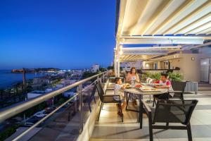 Balkón nebo terasa v ubytování Macaris Suites & Spa