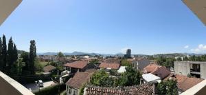 A general mountain view or a mountain view taken from a szállodákat