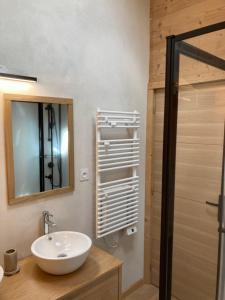 Ένα μπάνιο στο Grange Nere Le Clos des Ours +35 φωτογραφίες