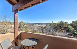 Mynd úr myndasafni af New The Grasshopper with Balcony, Heart of Sedona í Sedona
