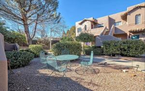 Mynd úr myndasafni af New The Grasshopper with Balcony, Heart of Sedona í Sedona