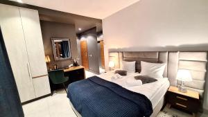 ELFF -Apartamenty i pokoje gościnne客房内的一张或多张床位