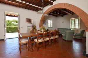 A seating area at Tenuta Santa Colomba - Happy Rentals
