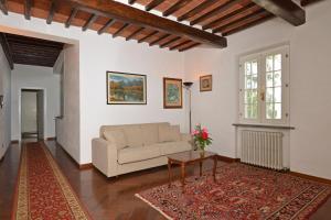 A seating area at Tenuta Santa Colomba - Happy Rentals