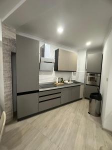 Galeriebild der Unterkunft Hugo Apartment Risan in Risan + 25 Fotos