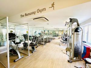 Gambar di galeri bagi Heathrow Apartment with Parking & Gym di West Drayton