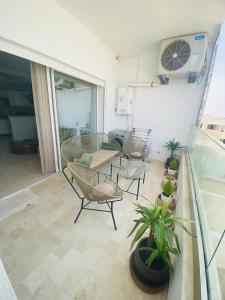 Apparemment vue de mer的休息区