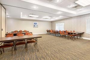 Poslovni prostori in/oz. konferenčna soba v nastanitvi Best Western Plus Appleton Airport Mall Hotel