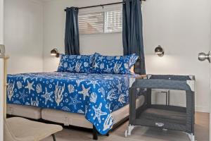 Un ou plusieurs lits dans un hébergement de l'établissement Hook Line Double Sinker Lake View 3 Comm Pools