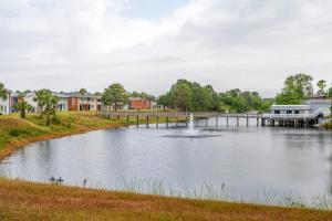 Vue sur la rivière ou le fleuve situé(e) à proximité de la maison de vacances