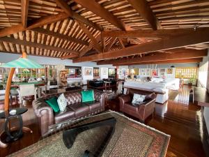 Ruang duduk di Sailing Hotel & Spa