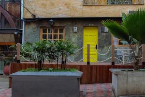 Το κτήριο όπου στεγάζεται  το hostel