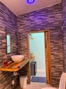 Marta House gili air的一间浴室