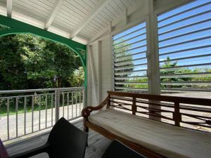 Balkón nebo terasa v ubytování Appartement paisible avec jardin