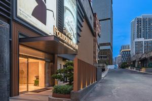 Bangunan di mana terletaknya hotel