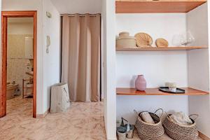 Zdjęcie z galerii obiektu Sunny Arena Sol Apt By Dream Homes Tenerife w mieście Puerto de Santiago