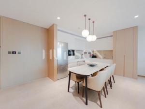 Luxurious peace Home的厨房或小厨房