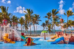 Bassein majutusasutuses Riu Turquoise - All Inclusive või selle lähedal