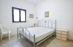 Postel nebo postele na pokoji v ubytování Lovely Apartment In Marina Di Pisticci
