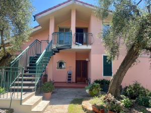 Gallery image of Agriturismo Ada Musso ss in Diano Borello