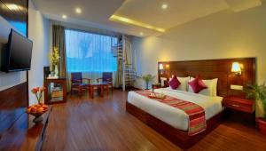 A television and/or entertainment centre at TreeHouse Chail Villas
