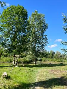 Fotografie z fotogalerie ubytování Yourte du pied de loup v destinaci Saint-Thibault