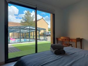 Πισίνα στο ή κοντά στο Access Loft Chartrain - Gîte 12 personnes