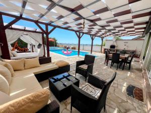 Hồ bơi trong/gần Boutique Villa Gioia del Sole