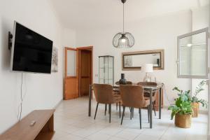 TV a/nebo společenská místnost v ubytování Cia Molina