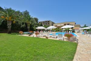 Bazén v ubytování Twin House - Le Lecce nebo v jeho okolí
