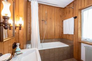 Koupelna v ubytování B&B Villa La Bercia