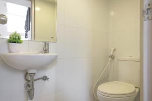 Баня в Mono Coliving at BSD City