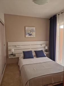 En eller flere senge i et værelse på El Faro, Es Pujols ET278PL