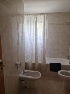 Et badeværelse på El Faro, Es Pujols ET278PL + 6 billeder