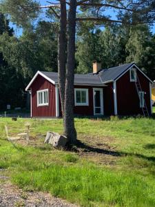 Fotografie z fotogalerie ubytování Lill-Stugan på Store Hage v destinaci Kareby